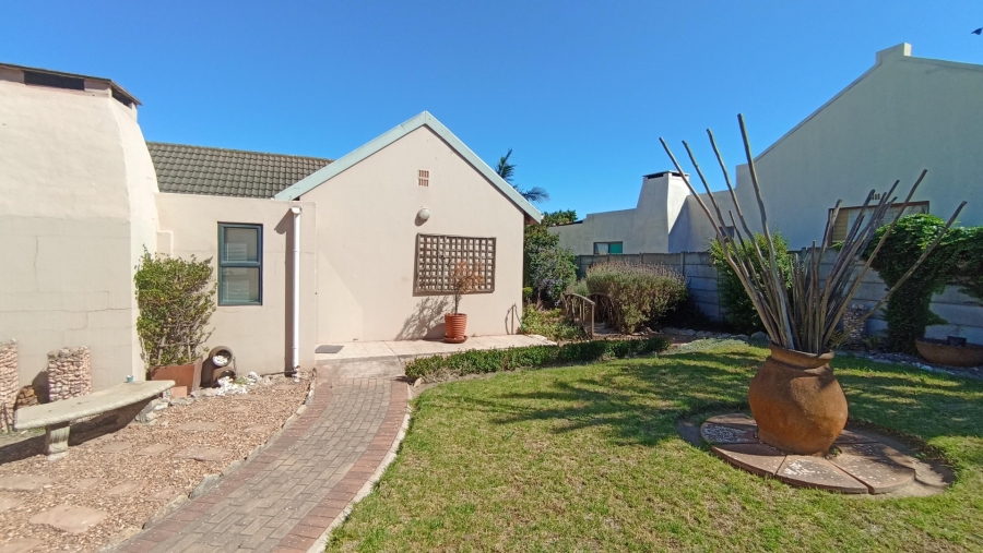 3 Bedroom Property for Sale in Vredenburg Western Cape